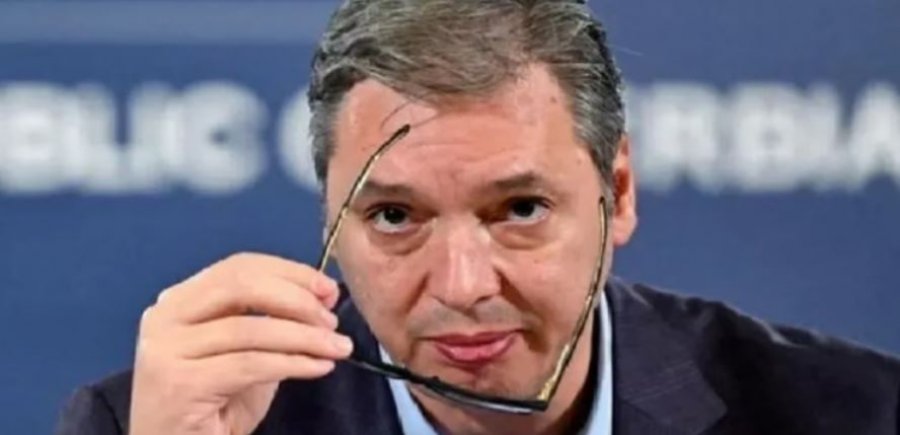 EPP-ja inicion përjashtimin e SNS-së së Vuçiqit